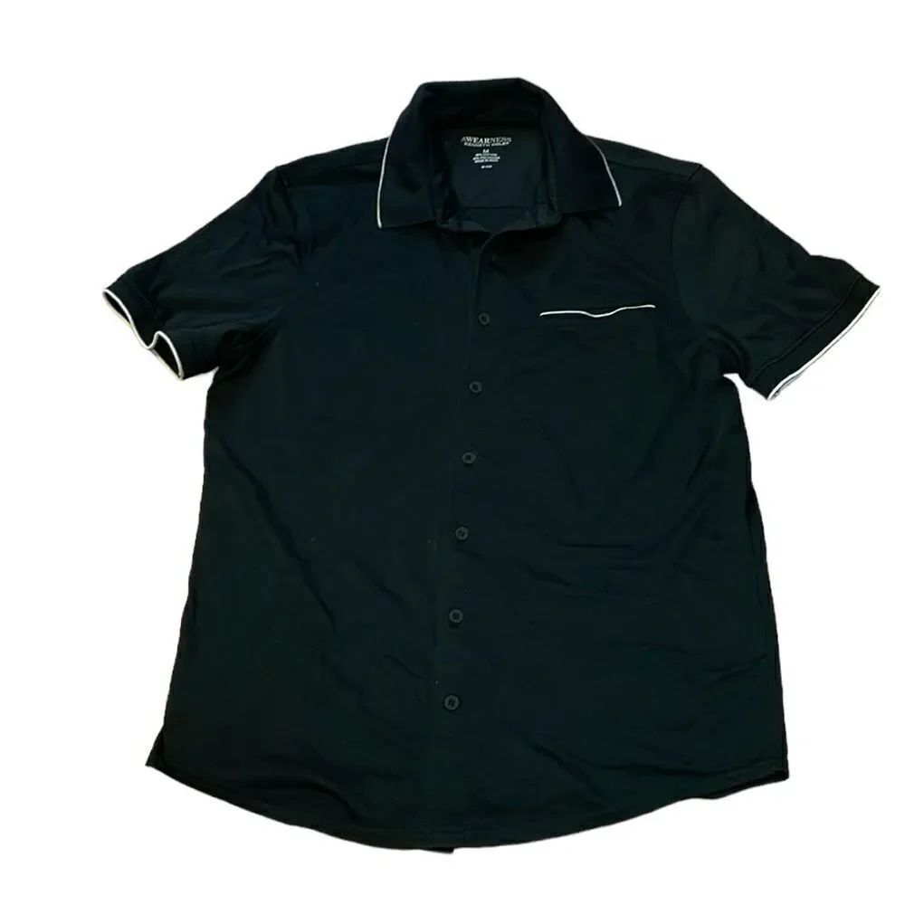 Awearness Kenneth Cole, short sleeve black knit Button up shirt, Medium